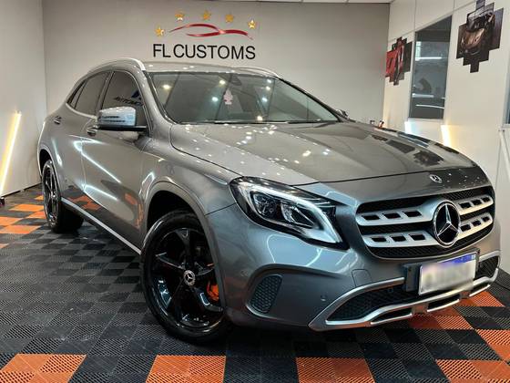 MERCEDES-BENZ GLA 200 1.6 CGI FLEX ADVANCE 7G-DCT